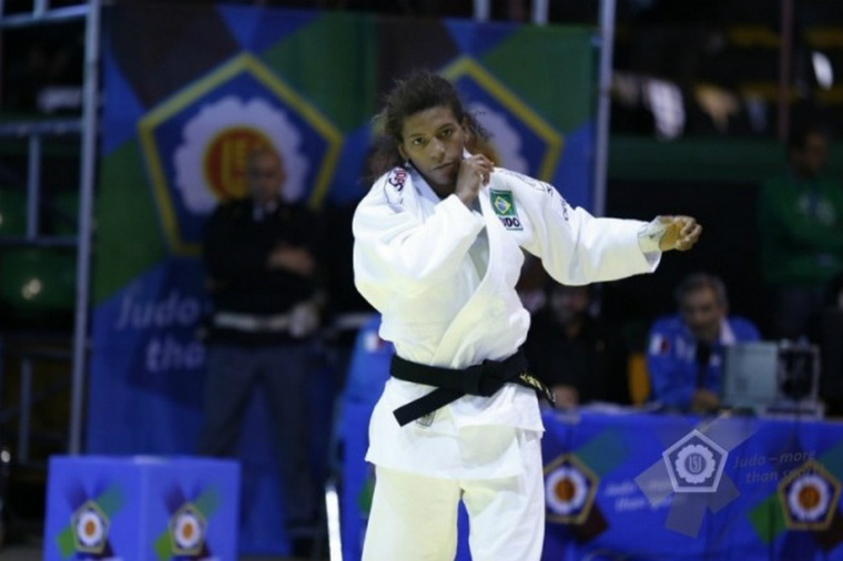 Rafaela Silva inicia sua defesa de título em Dusseldorf contra a atleta de Luxemburgo Manon Durbach. (Foto: CBJ divulgação)