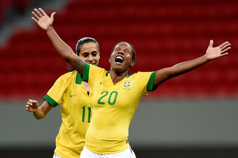 Formiga durante partida da Seleção Brasileira: intensidade e paixão pelo futebol são duas das marcas da atleta. Foto: Getty Images